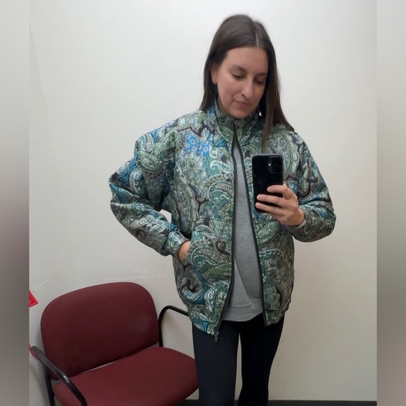 Robert Graham Jackets & Blazers - Vintage 80s Robert Stock Silk Quilted-Style Jacket
Windbreaker Bomber